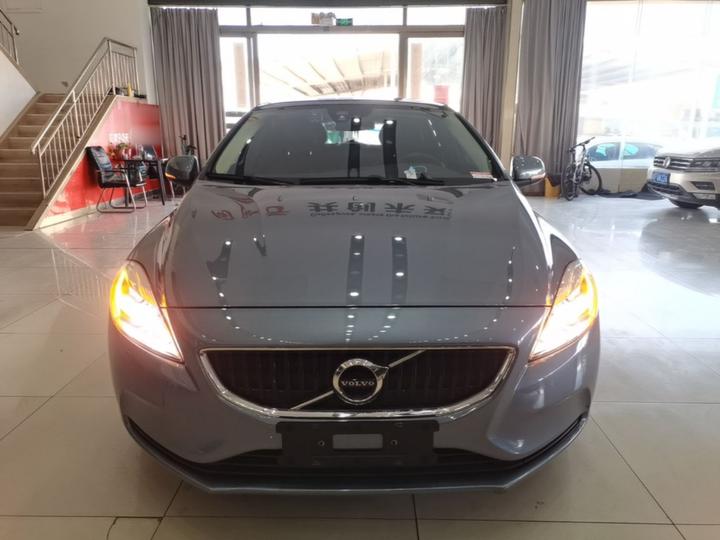 V40 2018 T3 photo 2