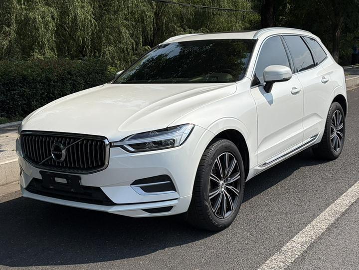 XC60 2021 T5 AWD Luxury