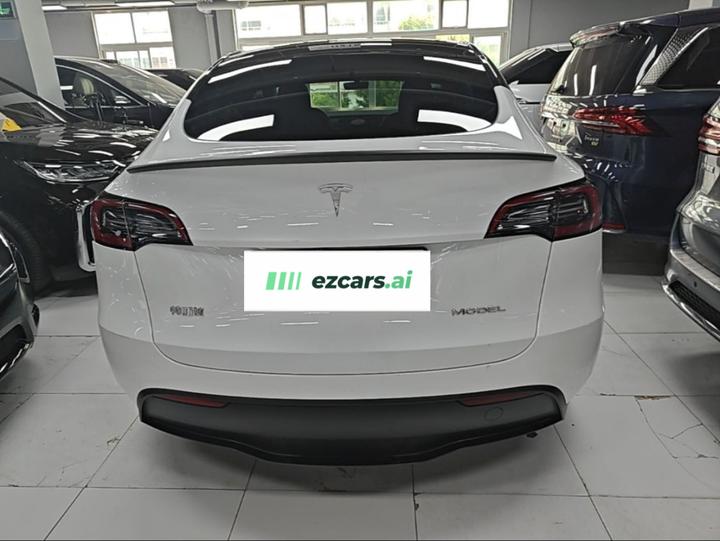 Model Y 2024 RWD photo 3