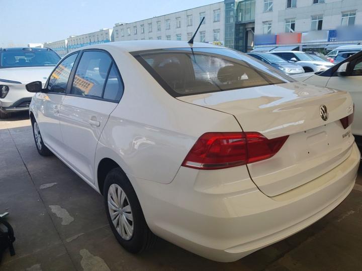 Santana 2016 1.6L AT photo 4