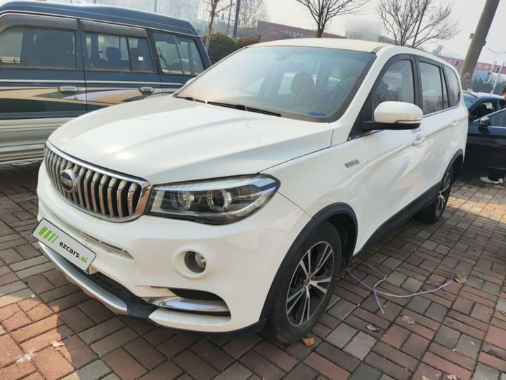 SWM X7 2020 2.0L MT Champion 7-Seater