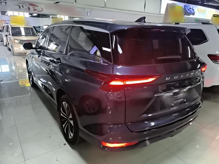 Wuling 2022 280T 1.5T CVT Flagship photo 4