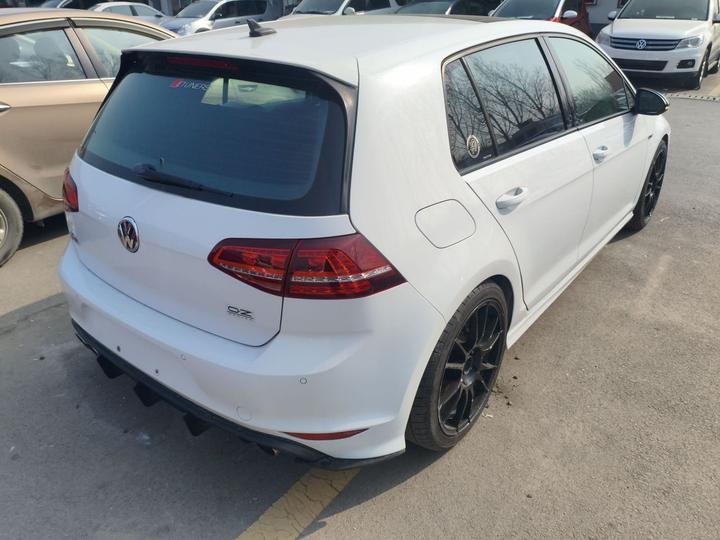 Golf 2016 1.4TSI AT R-Line photo 4