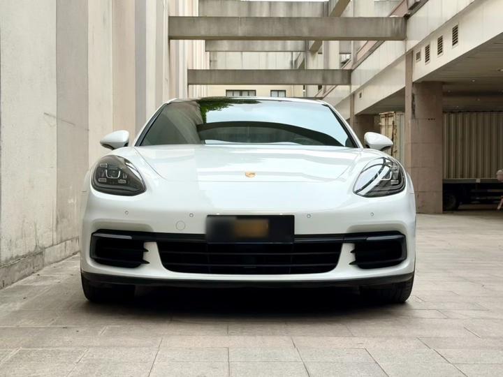 2017 Panamera 3.0T photo 2
