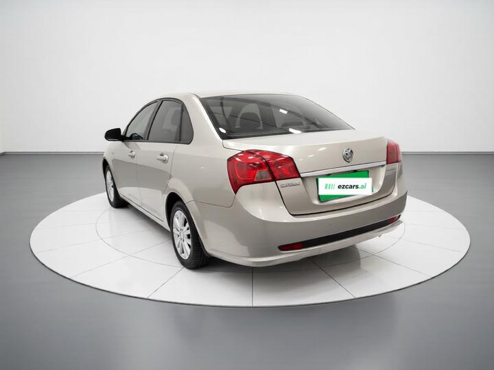 Excelle 2015 1.5L MT Classic photo 4