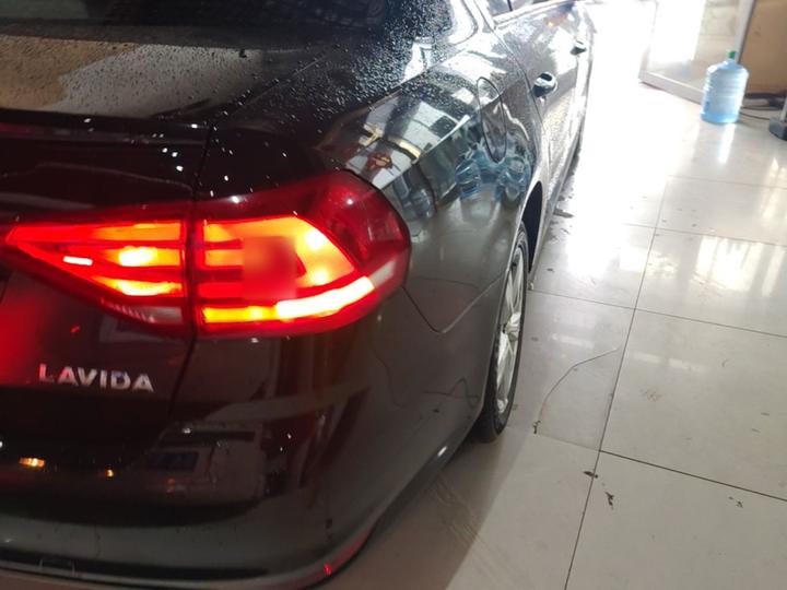Lavida 2017 1.6L AT photo 7