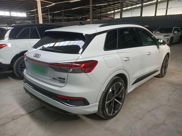 Q4 e-tron 2024 50 e-tron quattro photo 4