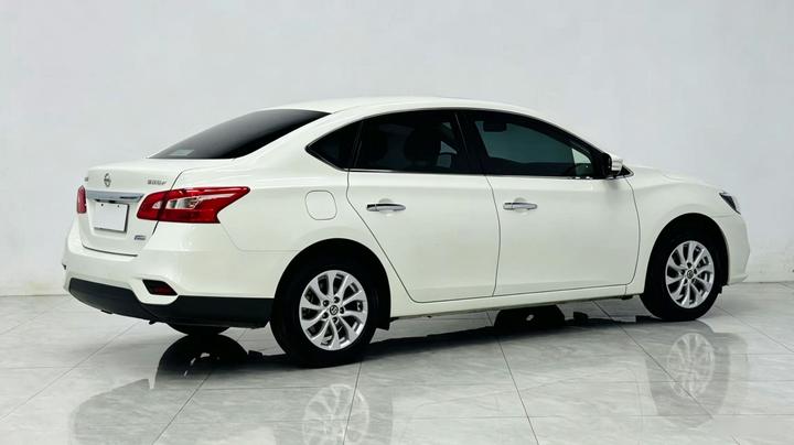 Sylphy 2016 1.6XL CVT Luxury photo 6