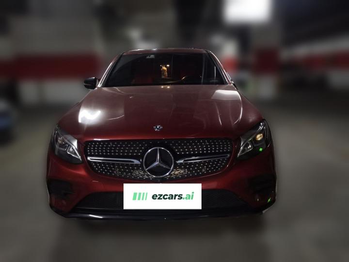 GLC Coupe 2019 GLC 260 4MATIC Coupe SUV photo 2