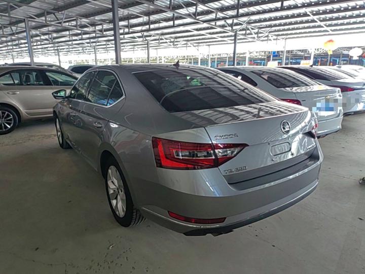 Superb 2018 TSI280 DSG Comfort China V photo 4