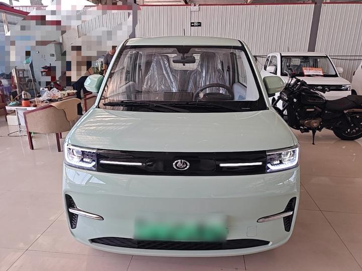 ET 2025 photo 2