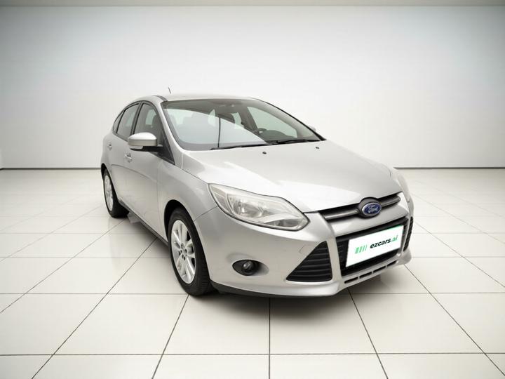 Focus 2012 Hatchback 1.6L AT Comfort photo 3
