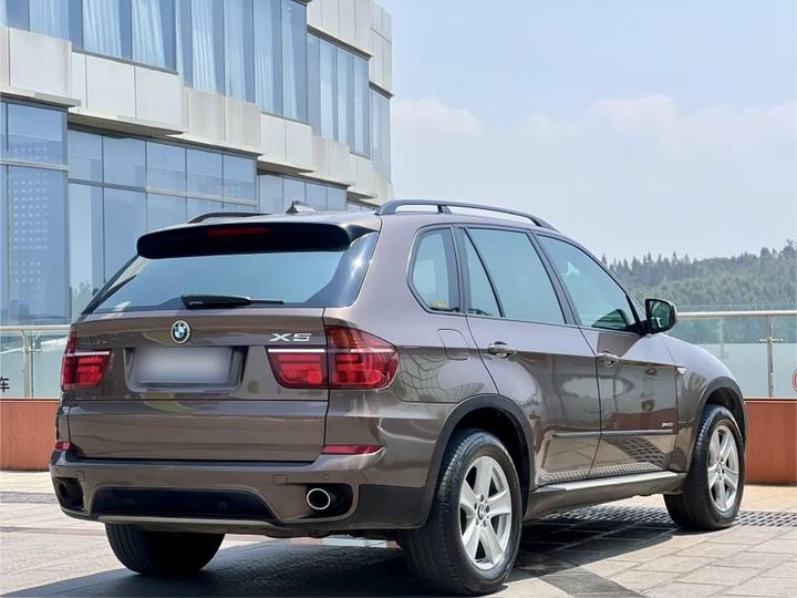 X5 Imported 2011 xDrive35i Leading photo 2