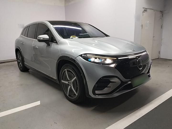 EQS SUV 2023 450 4MATIC photo 3