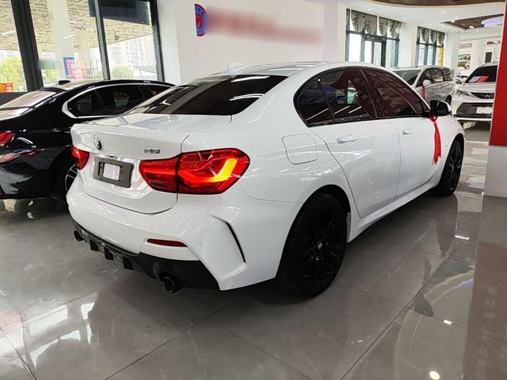 1 Series 2022 125i M Sport photo 6