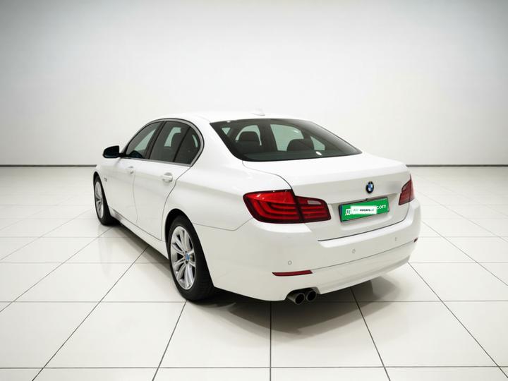 5 Series Imported 2013 520i photo 4