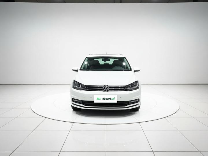 2018 L 280TSI DSG 7-Seater photo 2