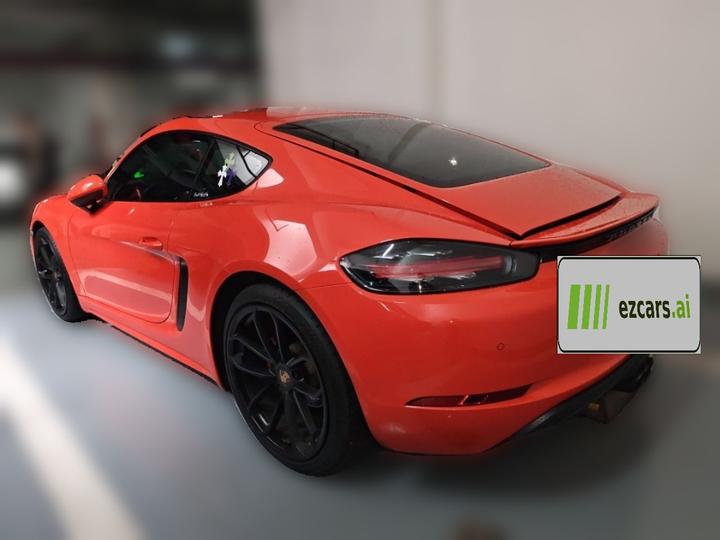 718 2018 Cayman 2.0T photo 4