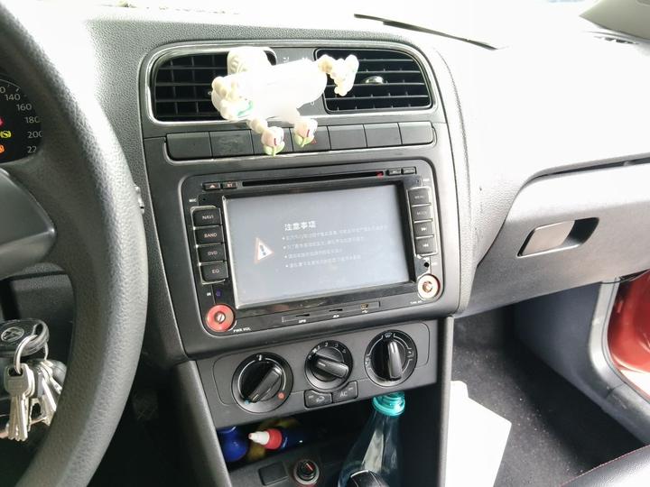 Polo 2011 1.6L AT photo 5