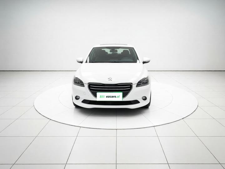 301 2016 1.6L MT Comfort photo 2