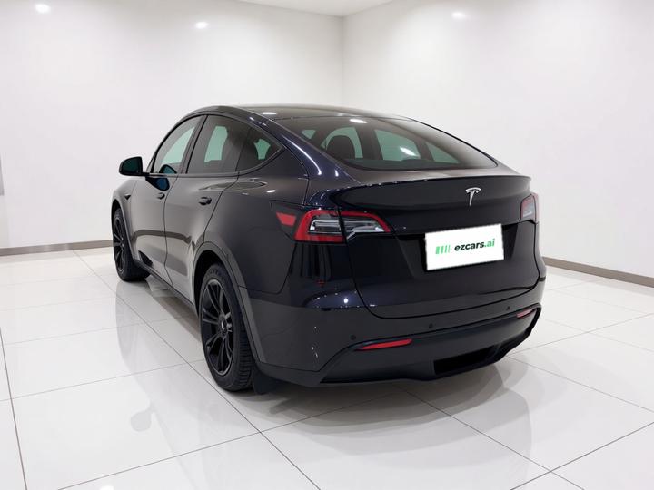 Model Y 2022 Facelift RWD photo 4