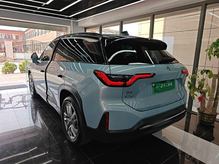 ES6 2020 600KM Sport photo 4