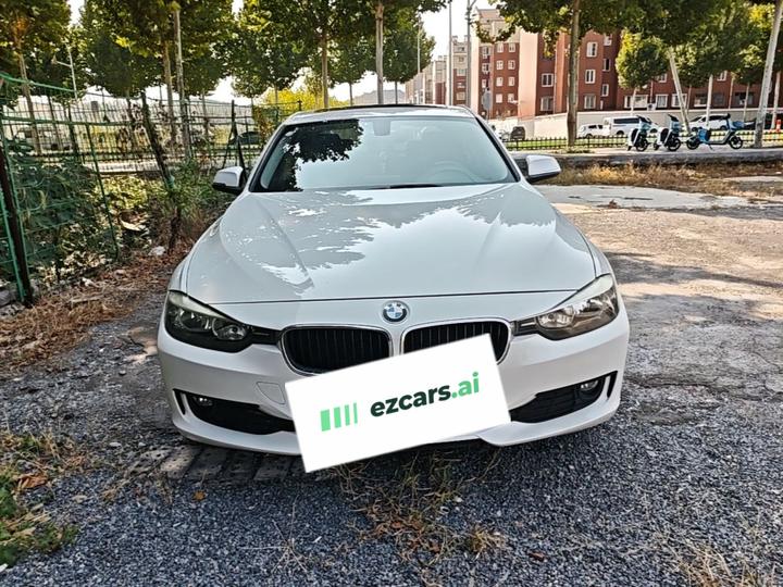 3 Series 2015 316i Progressive photo 2