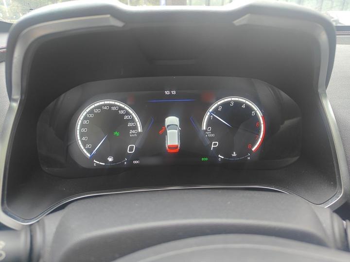 VV5 2019 Upgraded 2.0T RWD Flagship China V photo 4