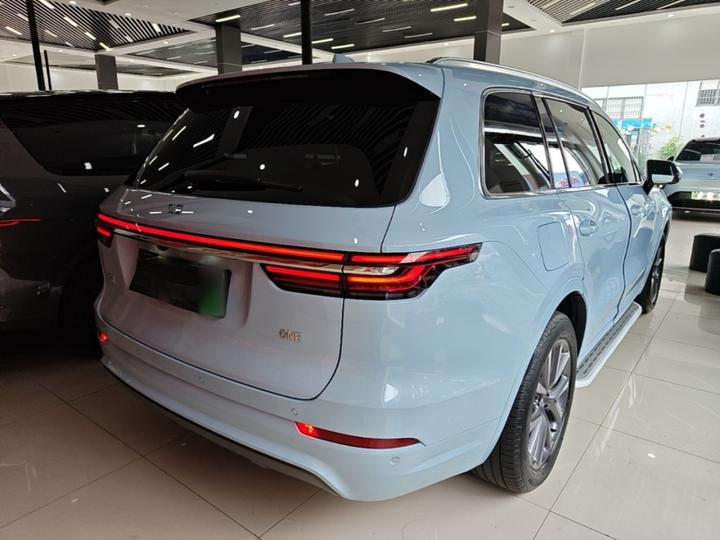 Li Auto ONE 2020 EREV 6-Seater photo 4