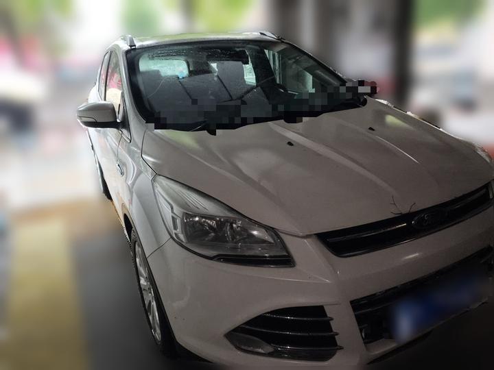 Kuga 2015 1.5L GTDi RWD photo 3