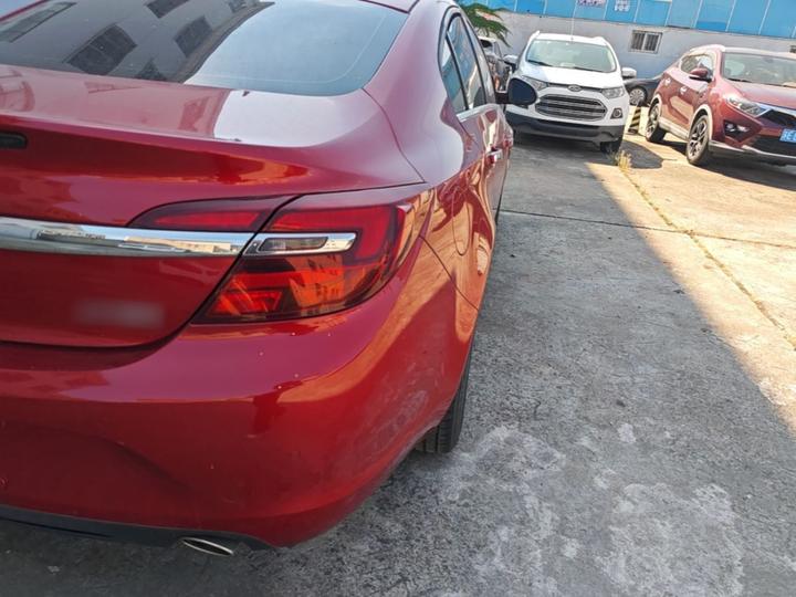 Regal 2015 1.6T Elite Tech photo 7