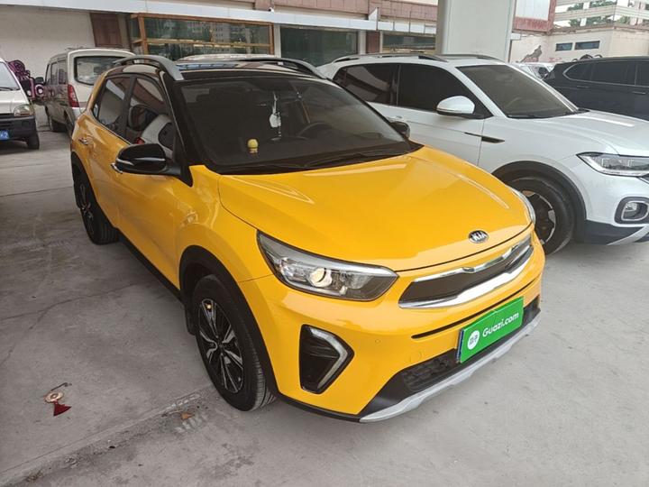 Stonic 2021 1.4L CVT photo 3