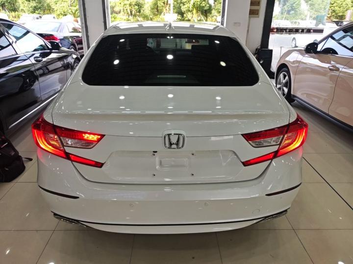 Accord 2018 260TURBO Elite China VI photo 5