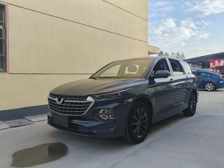 Wuling 2020 1.5T CVT Premium
