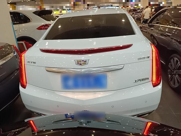 XTS 2016 28T Tech photo 3