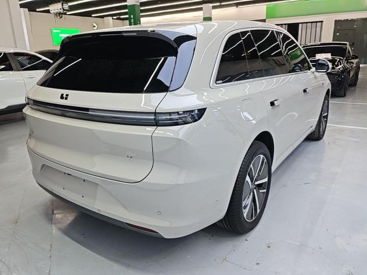 Li Auto L6 2024 Pro photo 4