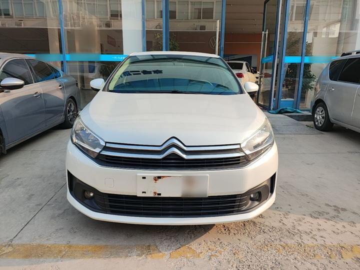 C4 2018 1.6L MT Comfort photo 2