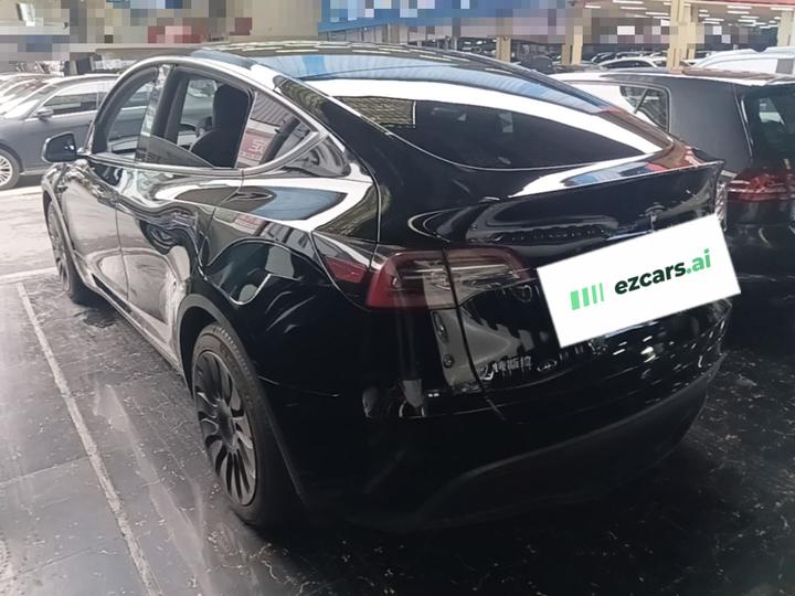 Model Y 2021 Standard Range RWD photo 4