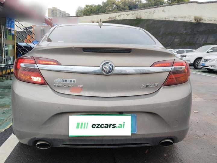 Regal 2015 1.6T Elite Tech photo 3
