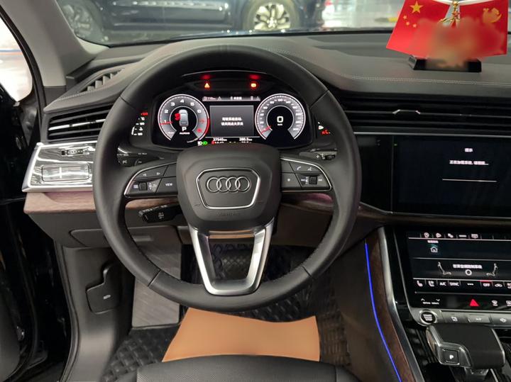 Q7 2023 45 TFSI quattro S line Sport photo 6