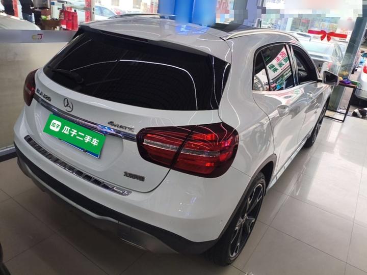 GLA 2017 GLA 220 4MATIC Fashion photo 6