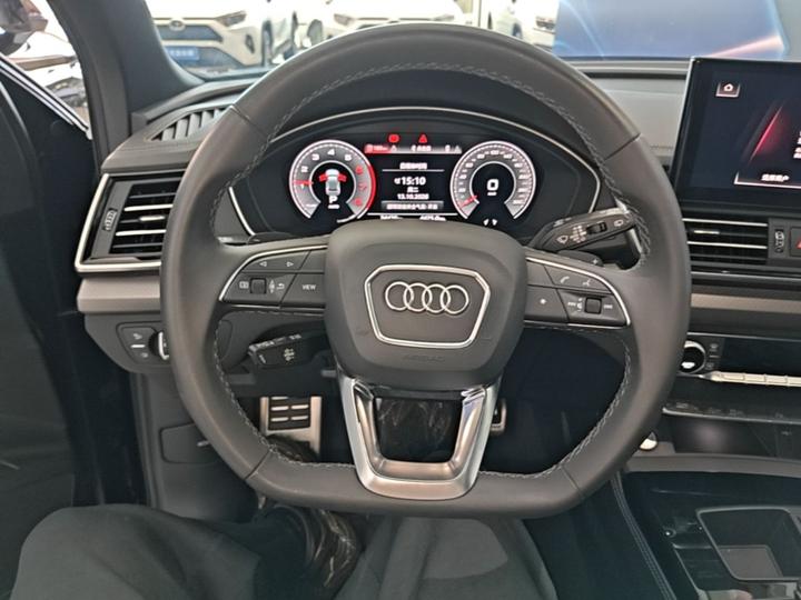 Q5L 2023 40T Luxury Dynamic photo 6