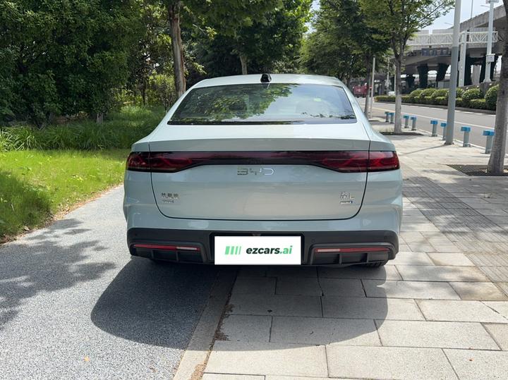Qin L 2025 DM-i ADAS 120KM photo 3
