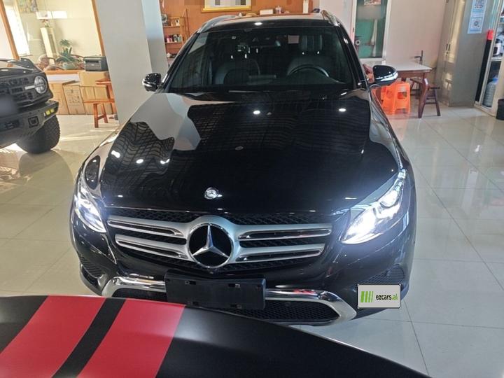 GLC 2016 GLC 260 4MATIC Luxury photo 2
