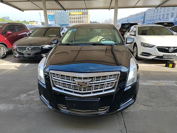 XTS 2016 28T Tech photo 2