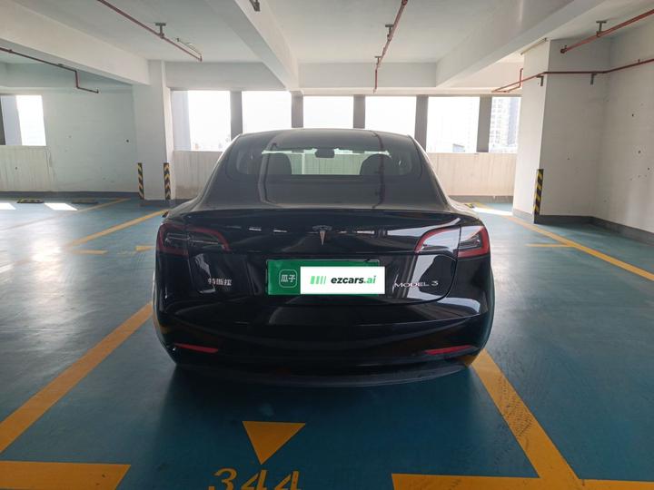 Model 3 2023 RWD photo 3