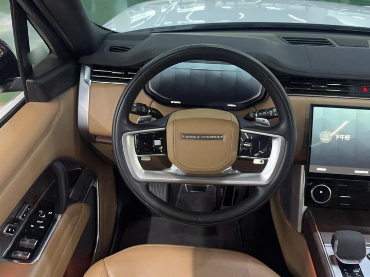 Range Rover 2023 3.0 L6 400PS Prosperous 7-Seater Extended photo 7