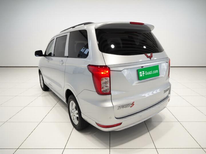 Wuling Hongguang 2019 1.5L S Standard China VI LAR photo 4