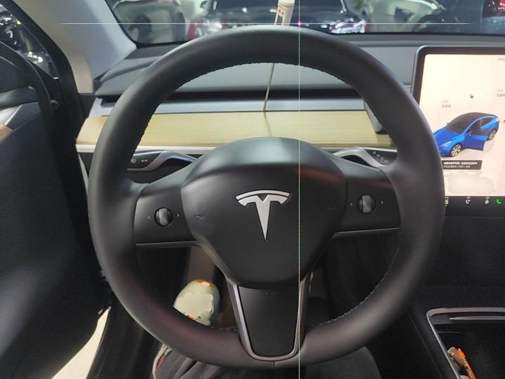 Model Y 2022 Facelift RWD photo 6