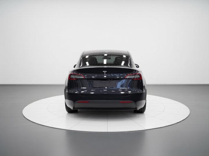 Model Y 2024 RWD photo 5